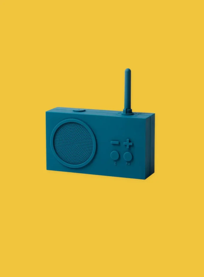 lexon tykho 3 speaker deep blue color on lemon background